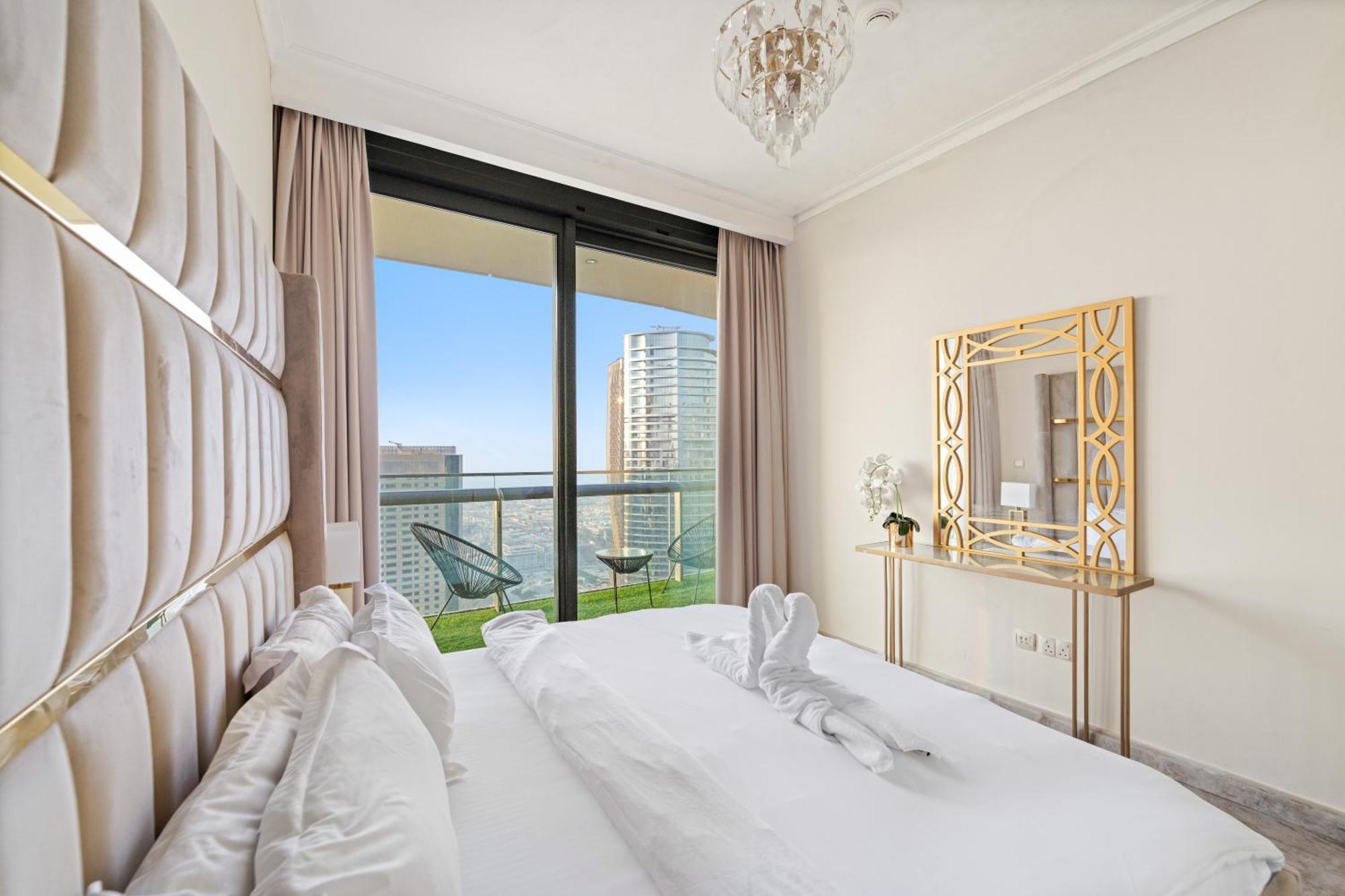 First Class 2Br With Full Dubai Skyline & Sea View Exterior photo